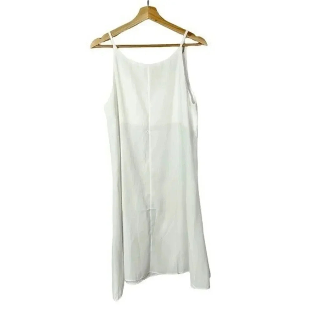 Boutique White Scoop Neck Shift Mini Dress M